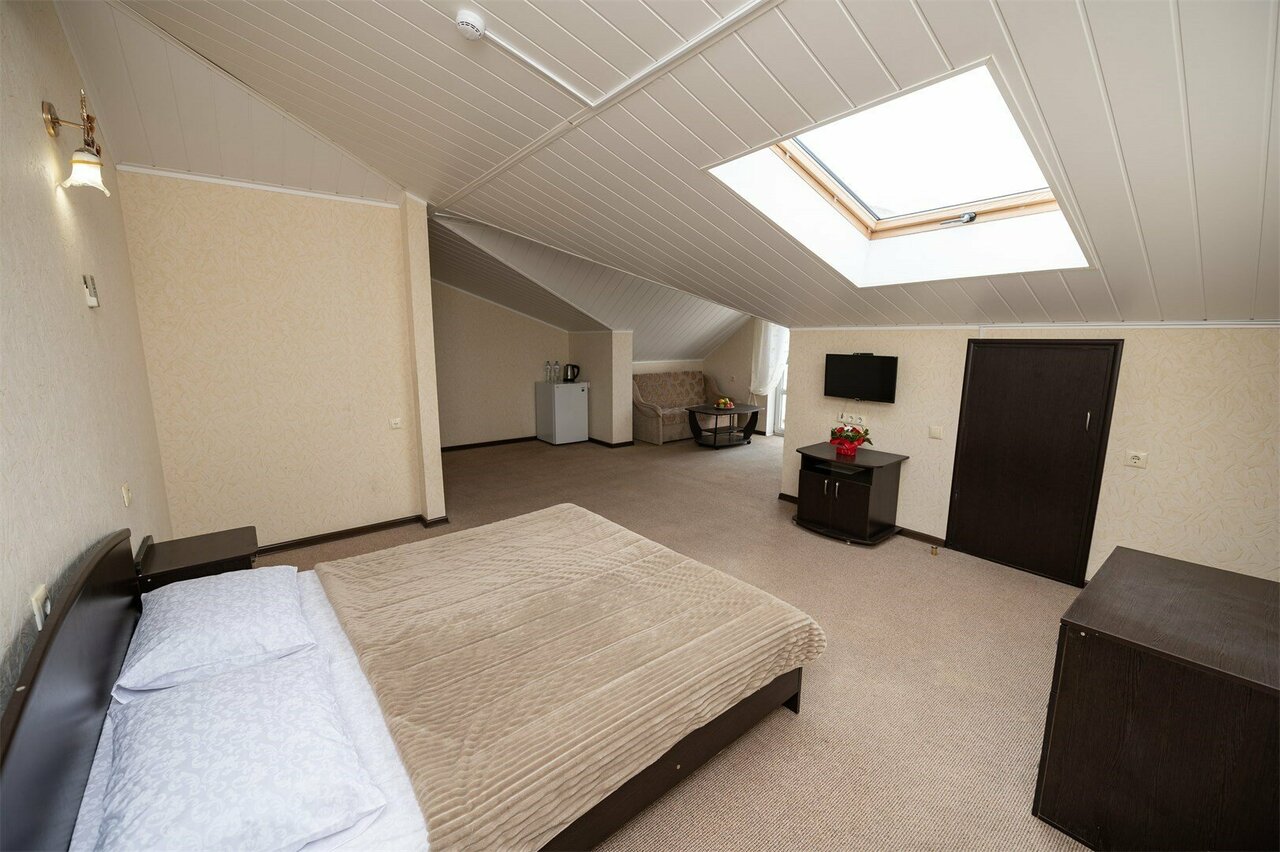 Санаторий Славутич Алушта