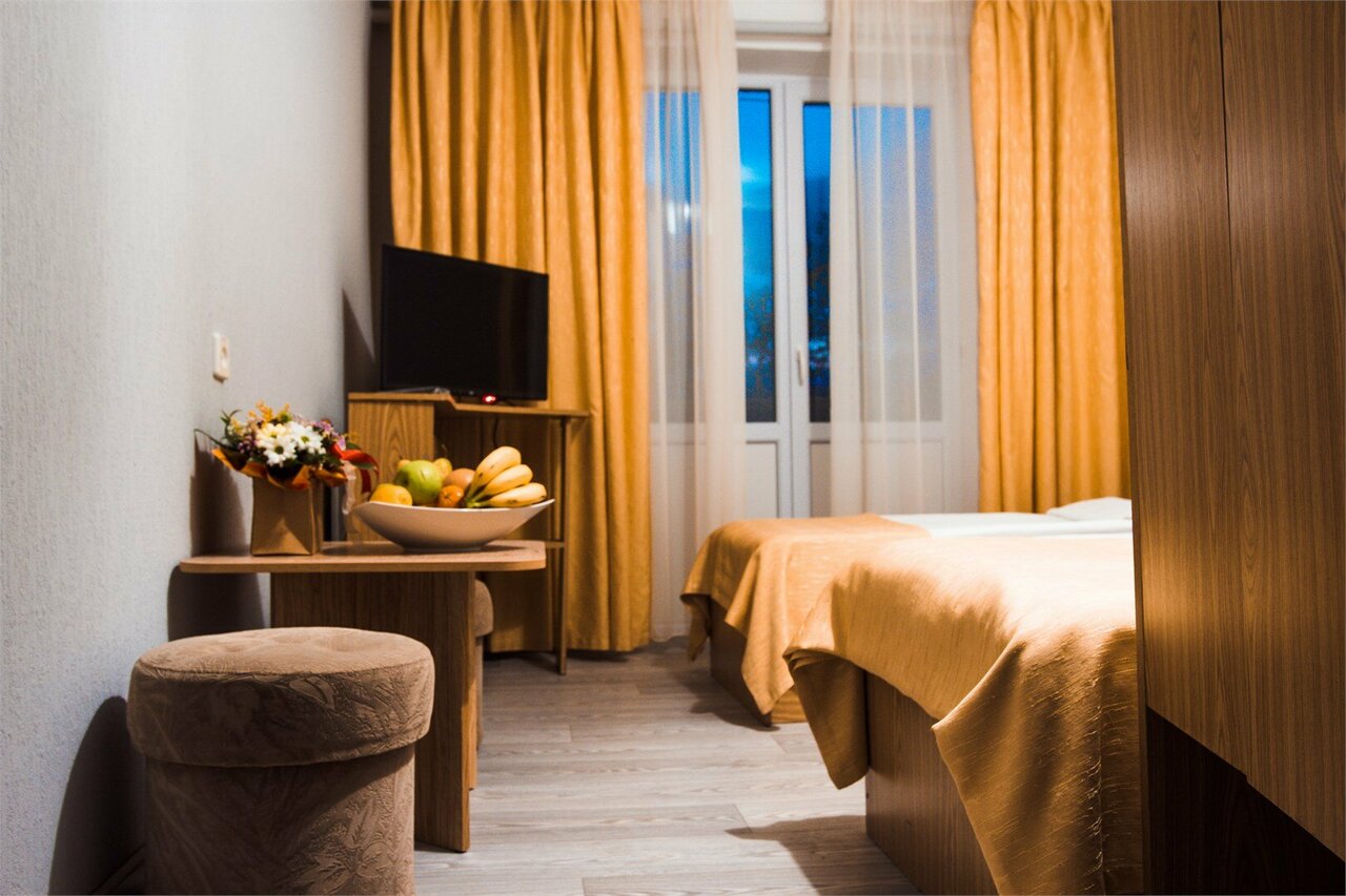 Санаторий Славутич Алушта