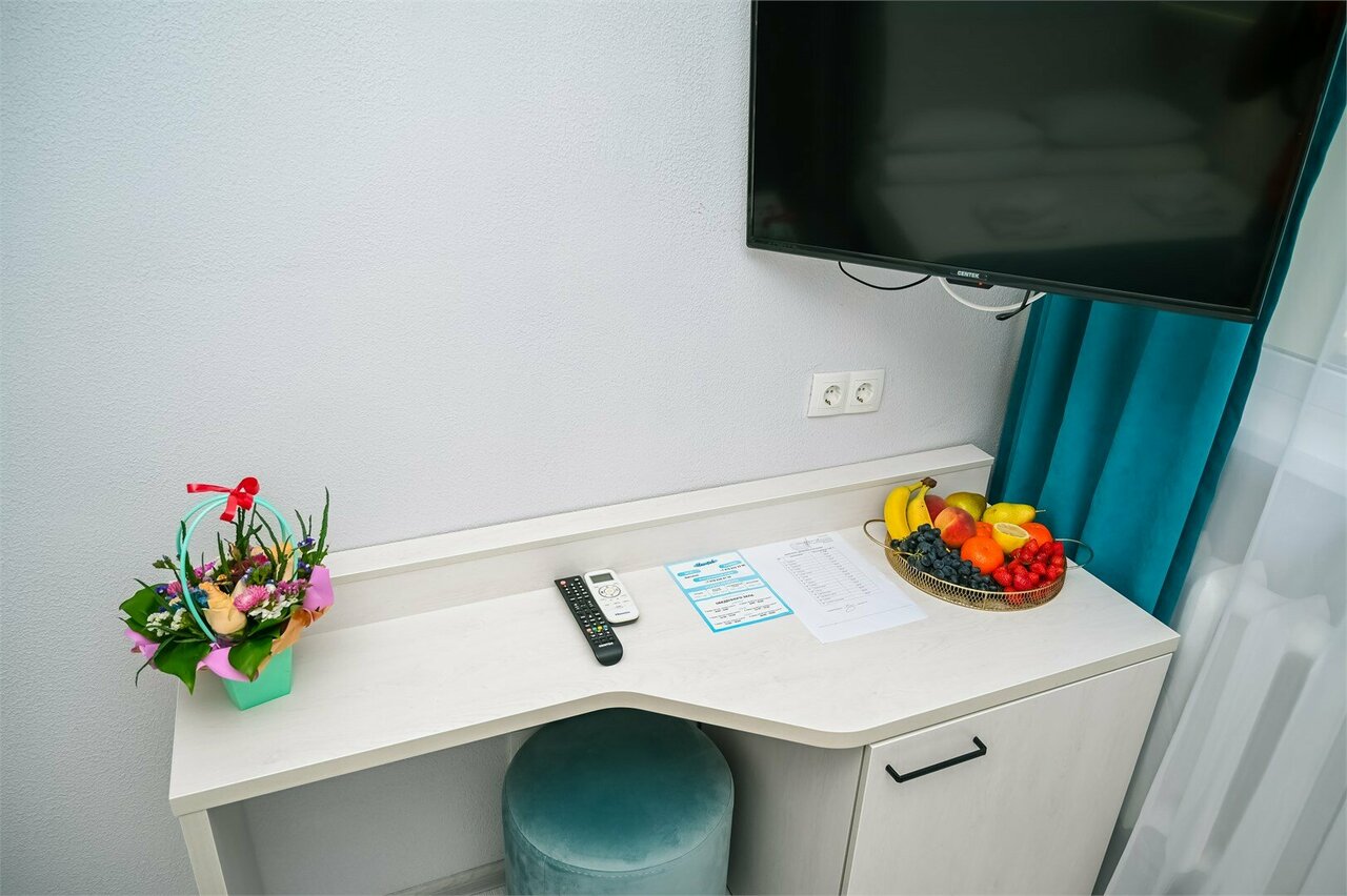 Санаторий Славутич Алушта