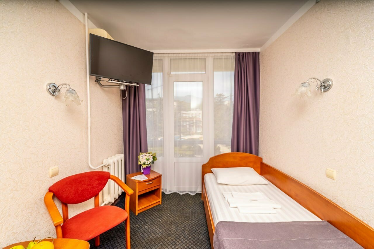 Санаторий Славутич Алушта