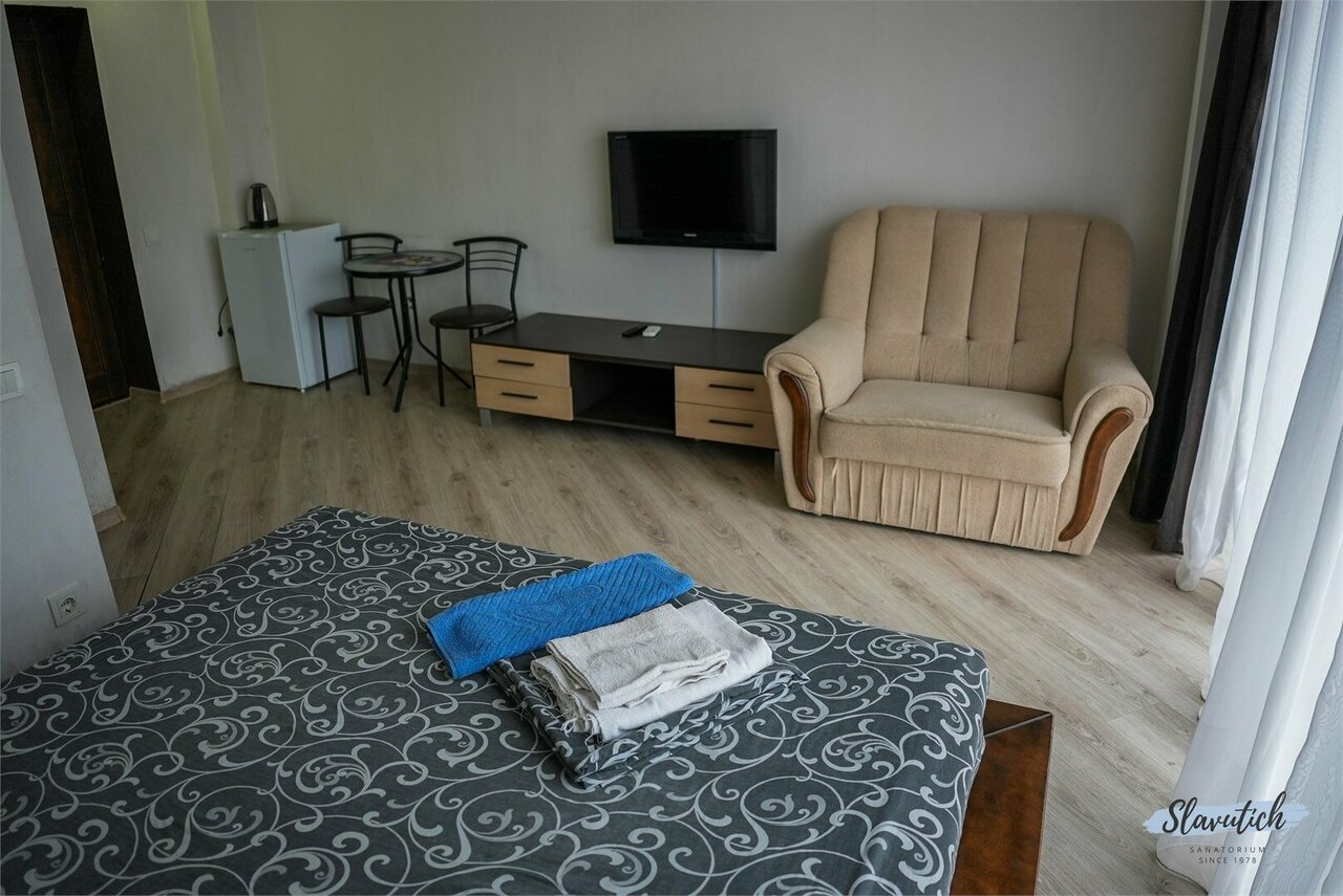 Санаторий Славутич Алушта