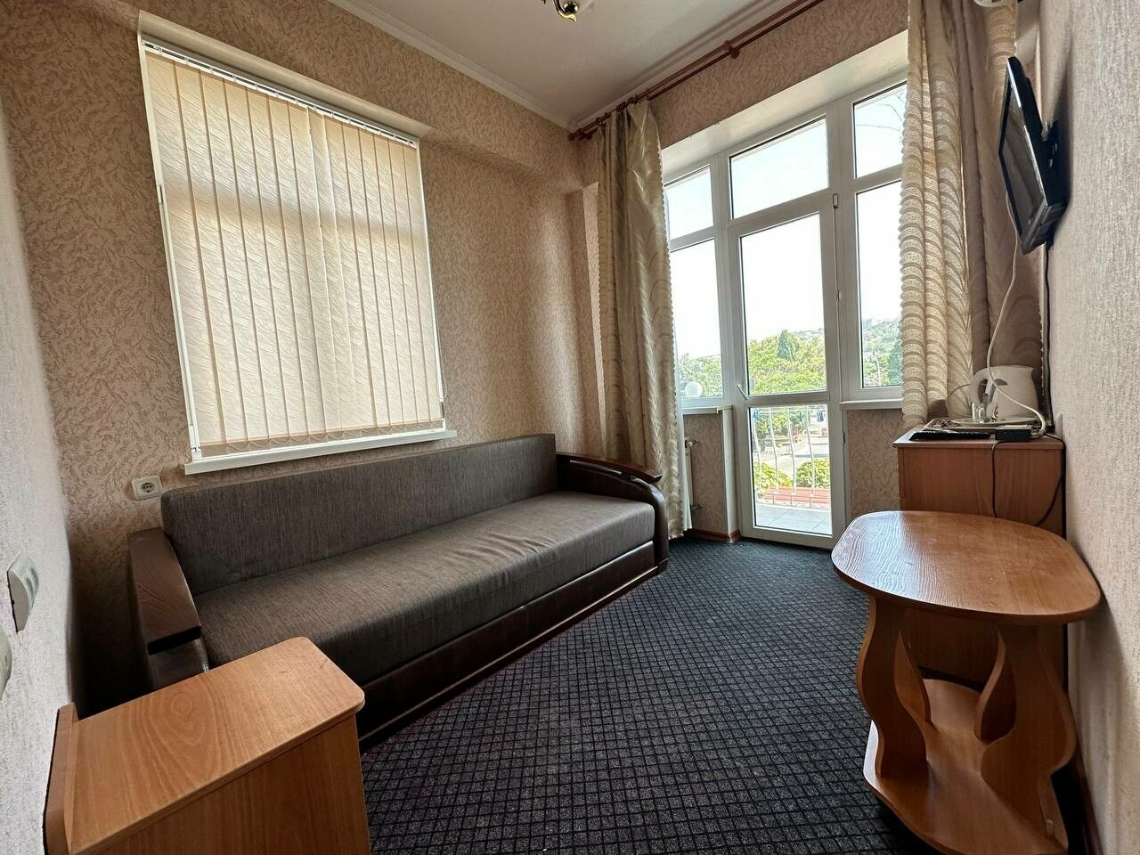 Санаторий Славутич Алушта