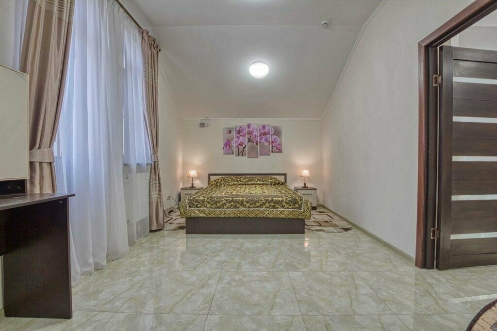 Санаторий Славутич Алушта