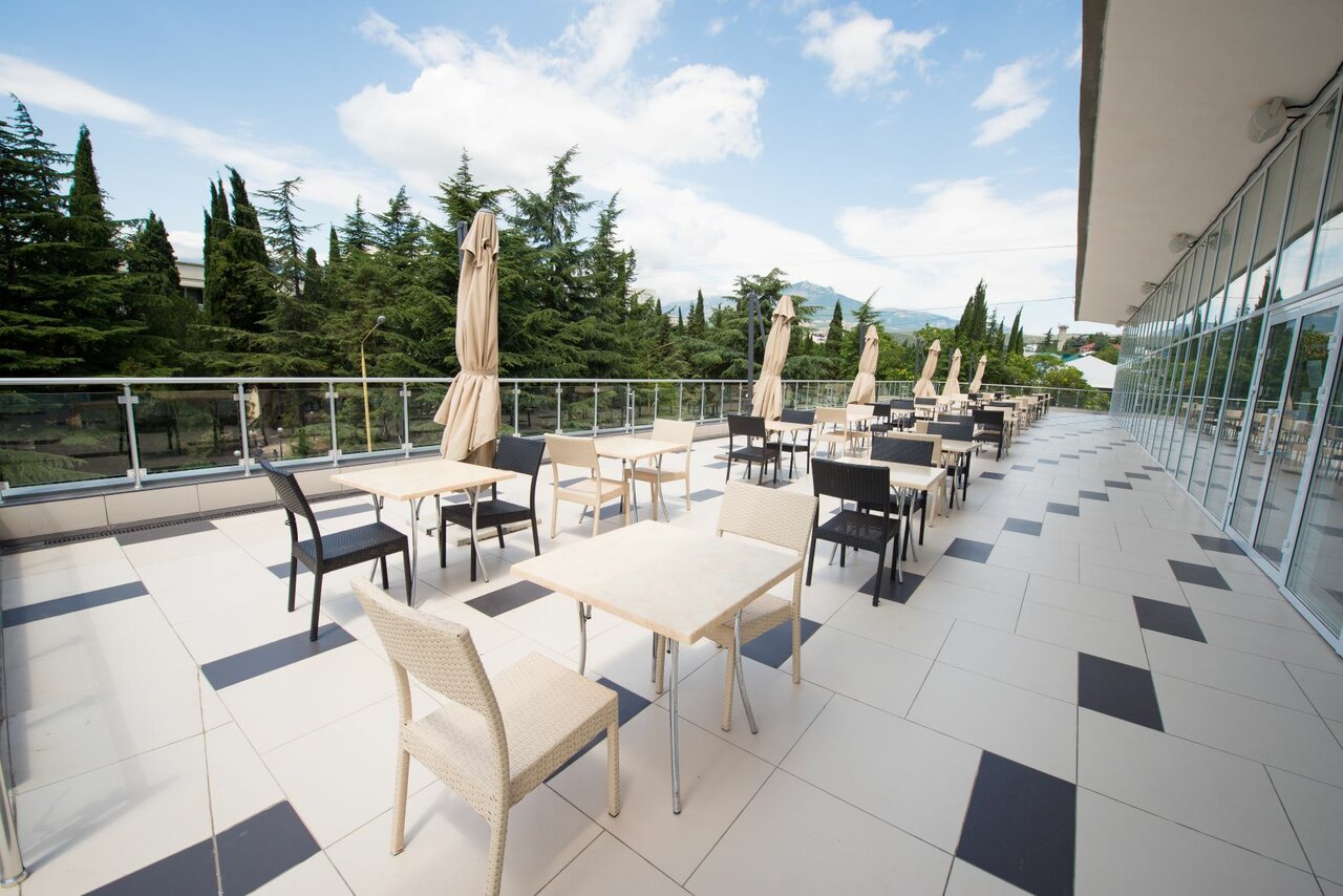 Санаторий Славутич Алушта-18