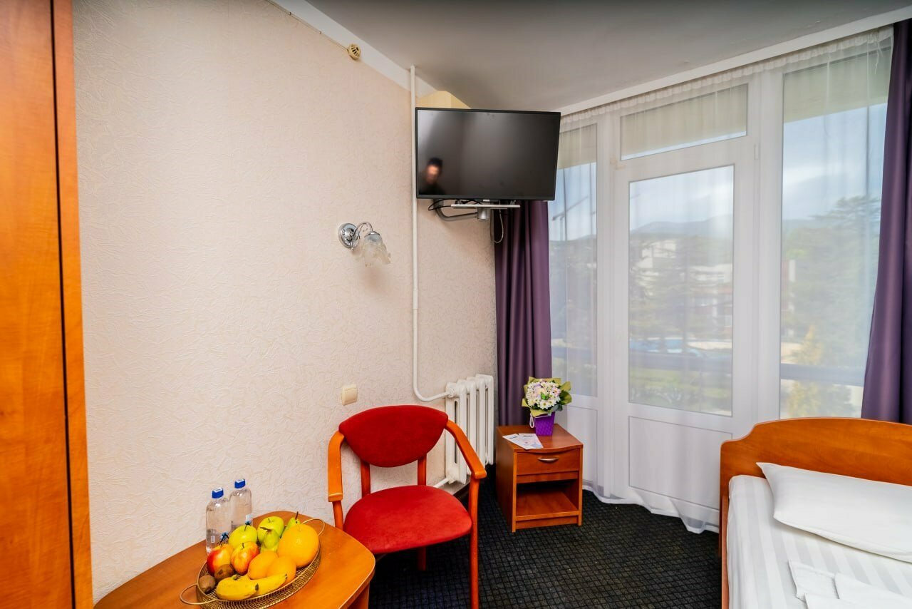 Санаторий Славутич Алушта