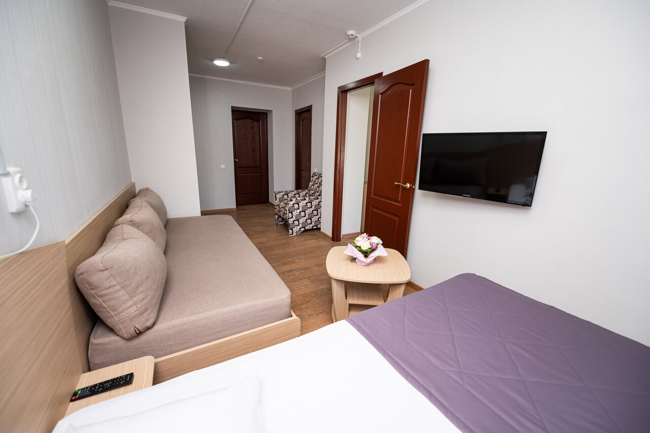 Санаторий Славутич Алушта-100