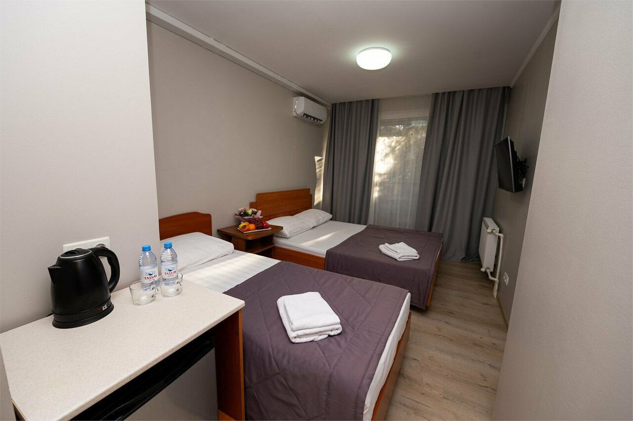 Санаторий Славутич Алушта