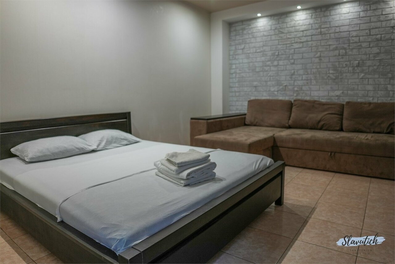 Санаторий Славутич Алушта