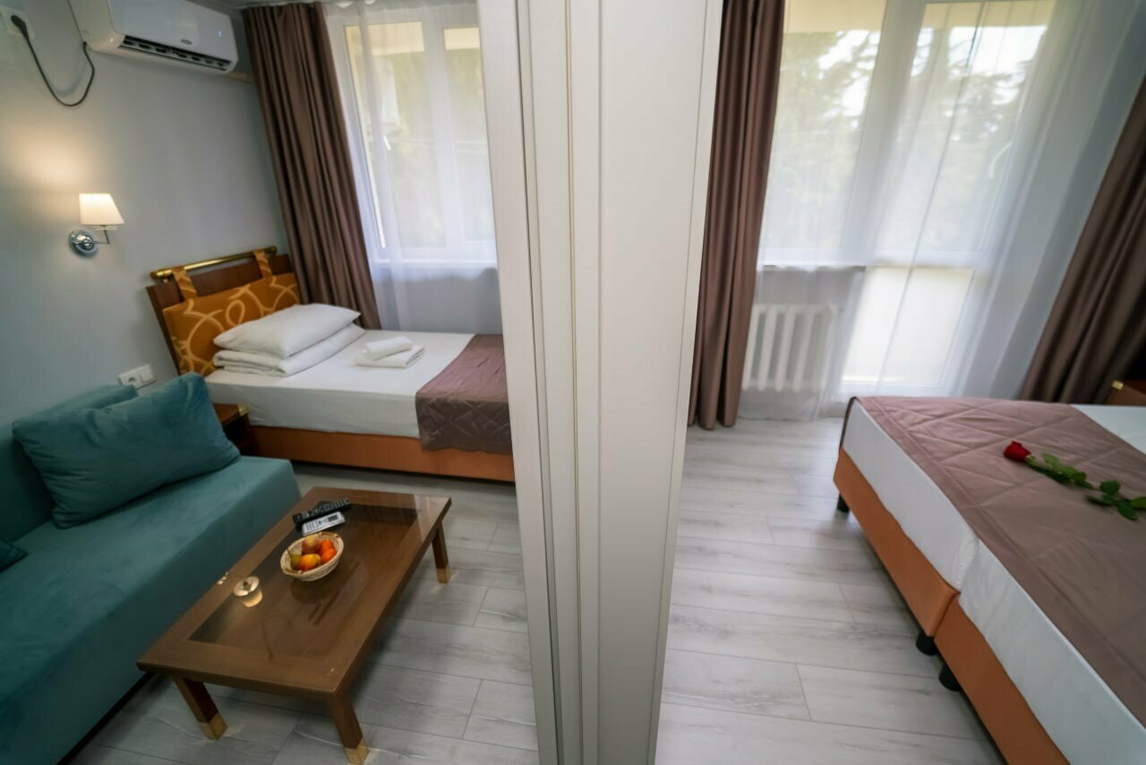 Санаторий Славутич Алушта