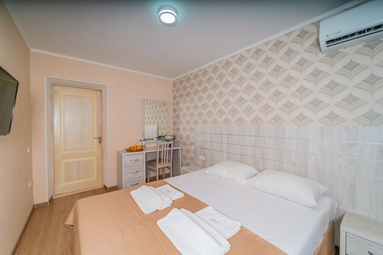 Санаторий Славутич Алушта