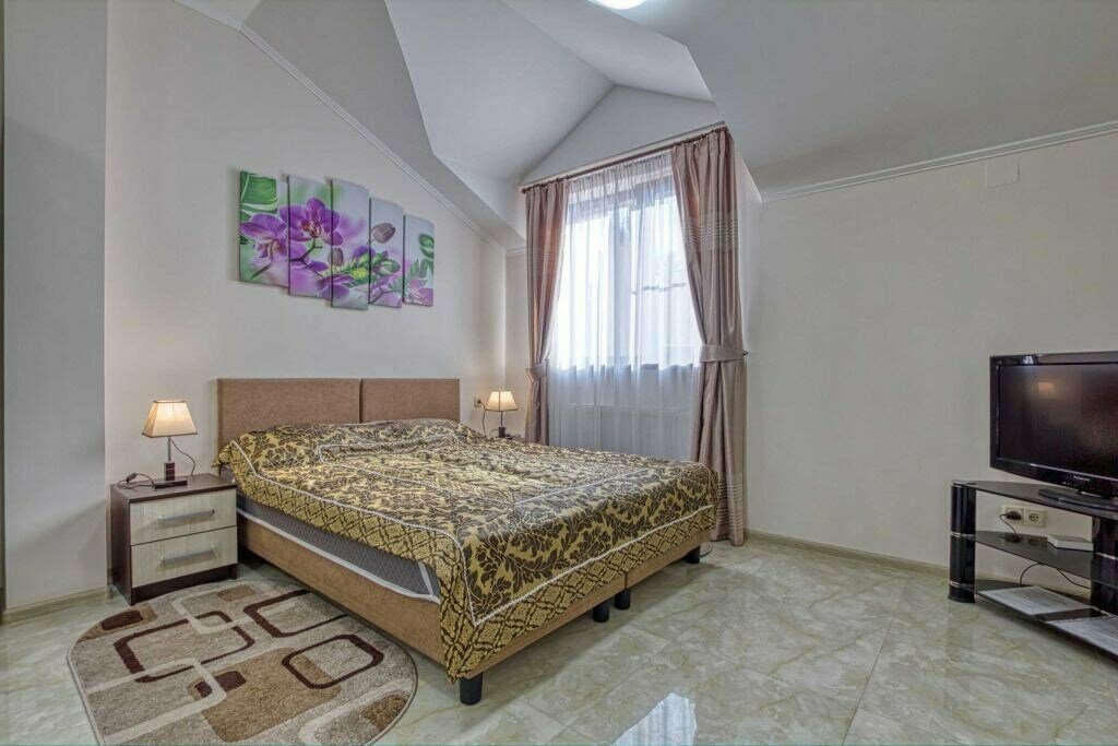 Санаторий Славутич Алушта