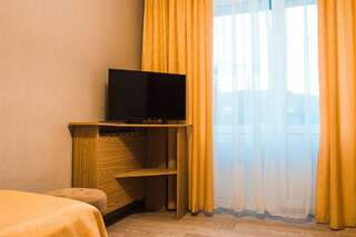 Санаторий Славутич Алушта 3-х местный эконом. Корпус №4, 5, 6-6