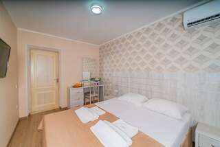 Санаторий Славутич Алушта Апартаменты. Корпус № 10, 11-9