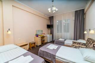 Санаторий Славутич Алушта Трехместный стандарт. Корпус № 10, 11-6