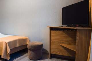 Санаторий Славутич Алушта 3-х местный эконом. Корпус №4, 5, 6-3