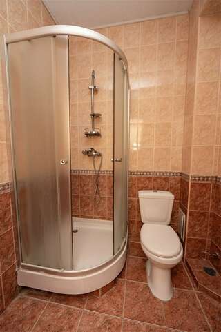 Санаторий Славутич Алушта 3-х местный Оптима. Корпус №9-6