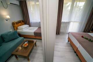Санаторий Славутич Алушта Двухкомнатный делюкс-13