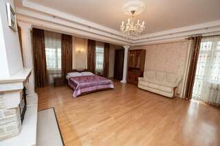 Санаторий Славутич Алушта Апартамент двухуровневый. Корпус №9-11