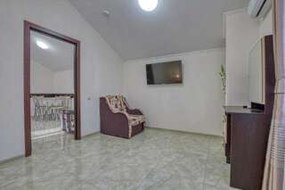 Санаторий Славутич Алушта Апартамент двухкомнатный. Корпус №9-3