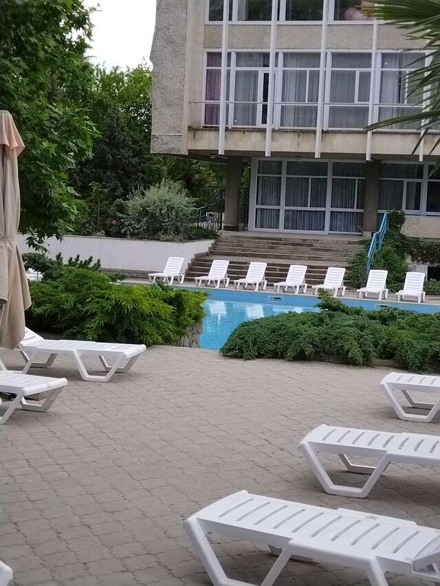 Санаторий Славутич Алушта-230