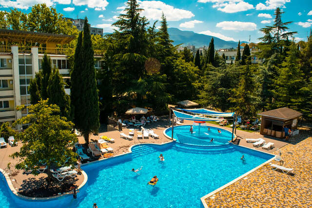 Санаторий Славутич Алушта-11