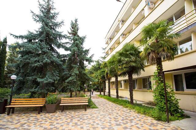 Санаторий Славутич Алушта-20